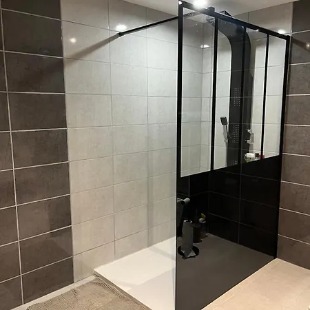 Mijeannos فندق مبيت وإفطار *